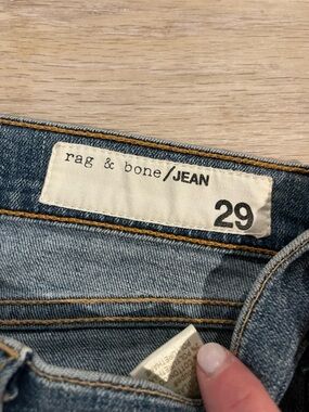 rag & bone Women Skinny Jeans in Medium Blue Denim